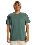 The Quiksilver Mens Salt Water Pocket Tee T-Shirt in Forest