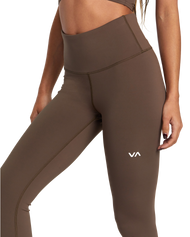 The RVCA Womens Superbad Leggings in Major Brown