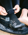 Session 5mm Round Toe Wetsuit Boots in Black & Charcoal