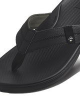 The Reef Mens Cushion Phantom 2.0 Flip Flops in Black