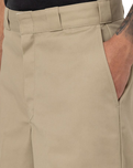 The Dickies Mens 13" Multi Pocket Walkshorts in Khaki