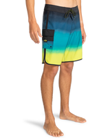 73 Fade Pro Boardshorts in Black