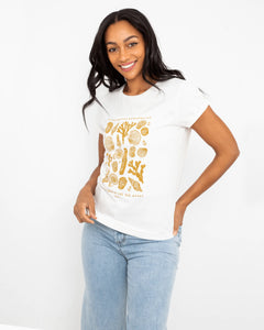 The Born by the Sea Womens Shells T-Shirt in Stone Wash White