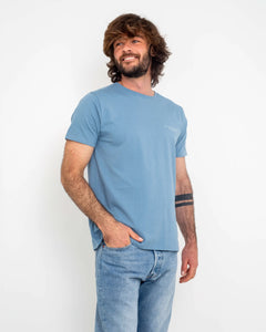 The Salt Water Seeker Mens Quiver T-Shirt in Blue Dusk