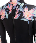 The Roxy Womens Swell Series 3/2mm Back Zip Wetsuit in Anthracite Paradise Found