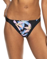 The Roxy Womens Active Hipster Bottoms in Anthracite Kiss