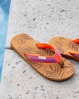 The Foamlife Womens Harts Flip Flops in Latte Brown