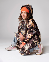 The Rain Kiss Girls Kids Poncho in Jungle Camo