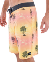 The Hurley Mens Weekender Boardshorts in Monarch