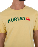 The Hurley Mens Everyday Wave Box T-Shirt in Dusty Cheddar