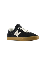 The New Balance Mens Numeric 22 Shoes in Black & Gum