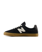 The New Balance Mens Numeric 22 Shoes in Black & Gum