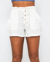 The Free People Womens Westmoreland Linen Shorts in Ivory