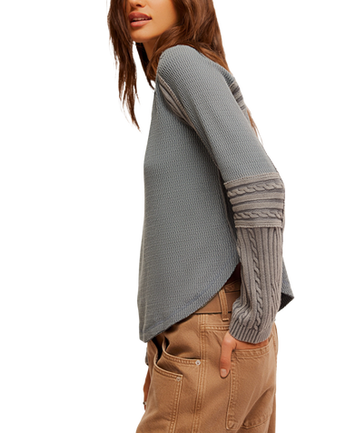 Swinging Cable Cuff Jumper in Weathervane Combo