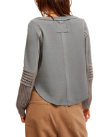 Swinging Cable Cuff Jumper in Weathervane Combo