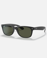 The Ray-Ban New Wayfarer Polarised Sunglasses in Green Classic G15