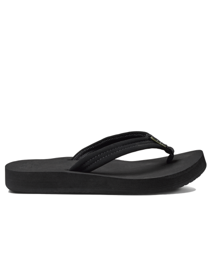 Cushion Breeze Flip Flops in Black