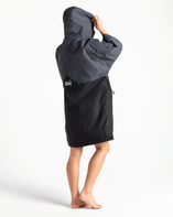 The Robie Dry Series Recycled Short Sleeve Changing Robe in Black, Charcoal & Blue Atoll