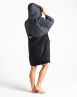 The Robie Dry Series Recycled Short Sleeve Changing Robe in Black, Charcoal & Blue Atoll