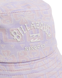 The Billabong Womens 1973 Shorty Bucket Hat in Lilac Breeze