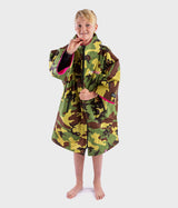 The Dryrobe Kids Advance Short Sleeved Dryrobe in Camo & Pink