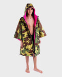 The Dryrobe Kids Advance Short Sleeved Dryrobe in Camo & Pink