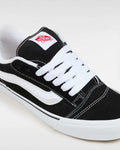 Knu Skool Shoes in Black & White