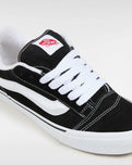 Knu Skool Shoes in Black & White