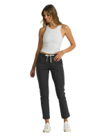 The Vuori Womens Pose Plyo Vest in White Heather Grey