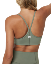 The Vuori Womens All The Feels Bra in Pistachio