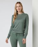 The Vuori Womens Daydream Crew Top in Marsh Heather