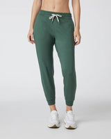 The Vuori Womens Performance Joggers in Marsh Heather