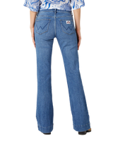 The Wrangler Womens Flare Jeans in Raven